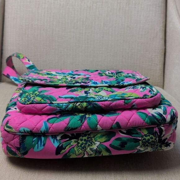 Vera Bradley Tropical Paradise Mailbag Crossbody Quilted Pink Floral Tote Bag - Picture 6 of 10
